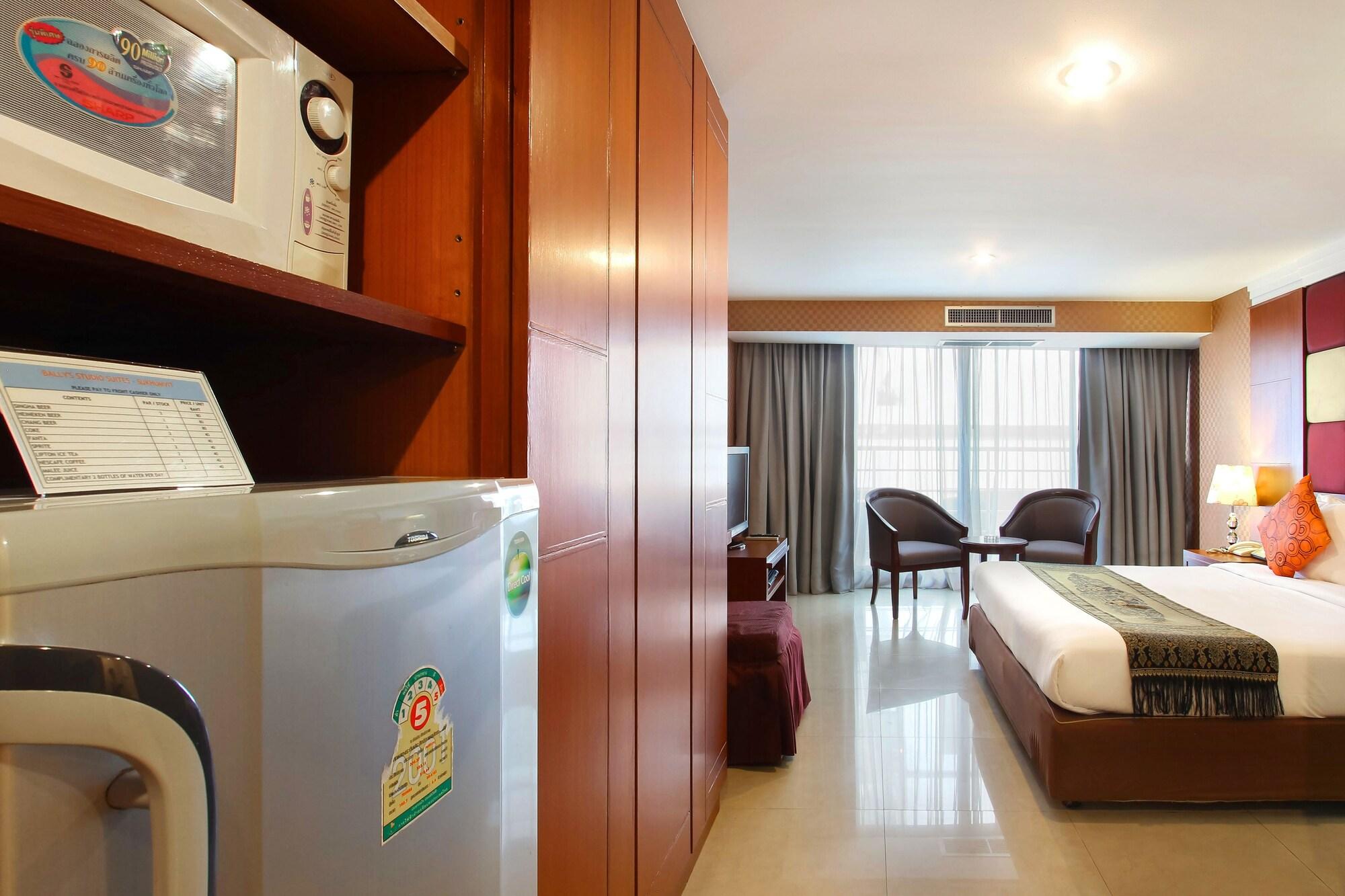 Bally Suite Sukhumvit Bangkok Dış mekan fotoğraf