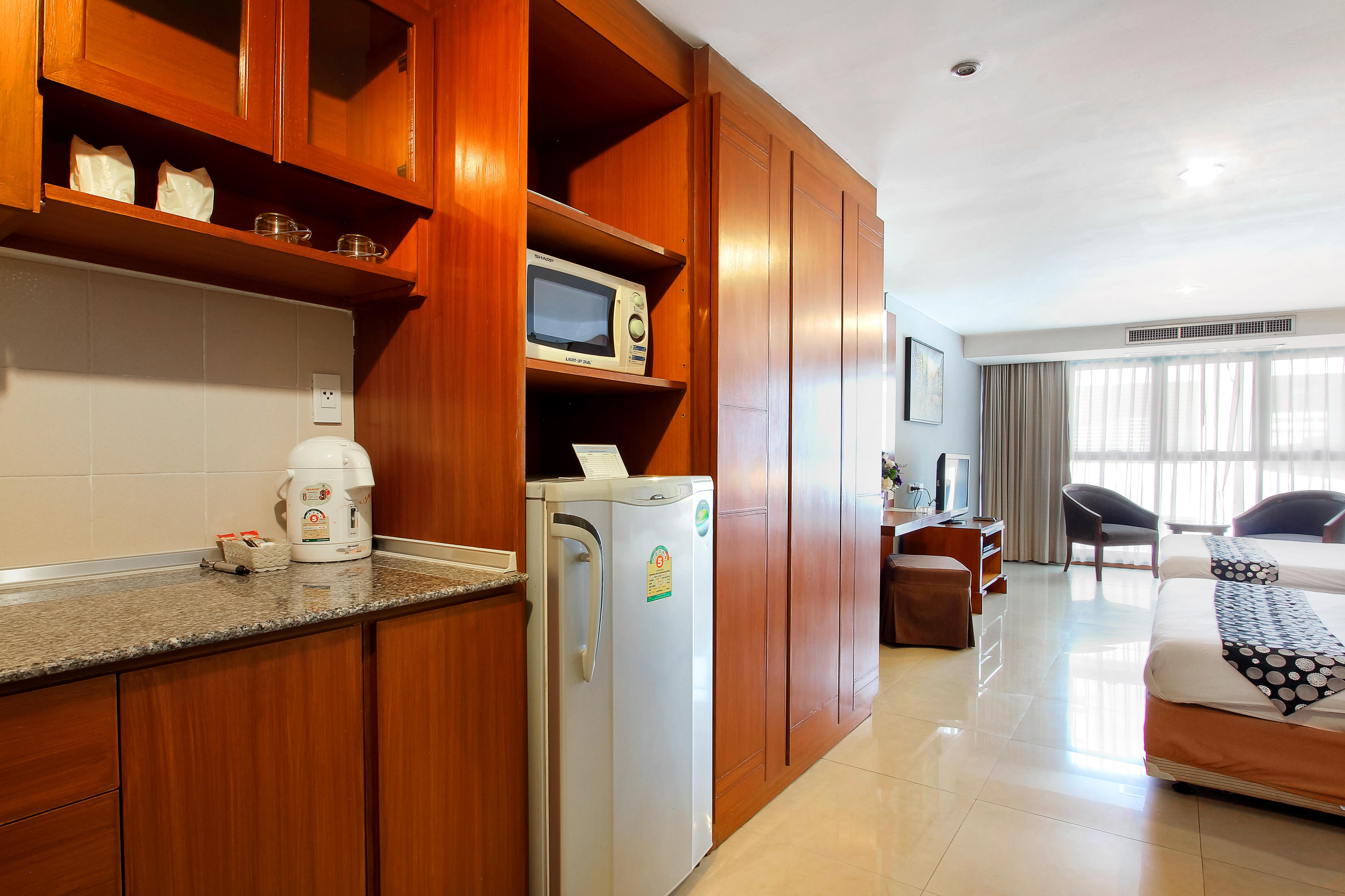 Bally Suite Sukhumvit Bangkok Dış mekan fotoğraf