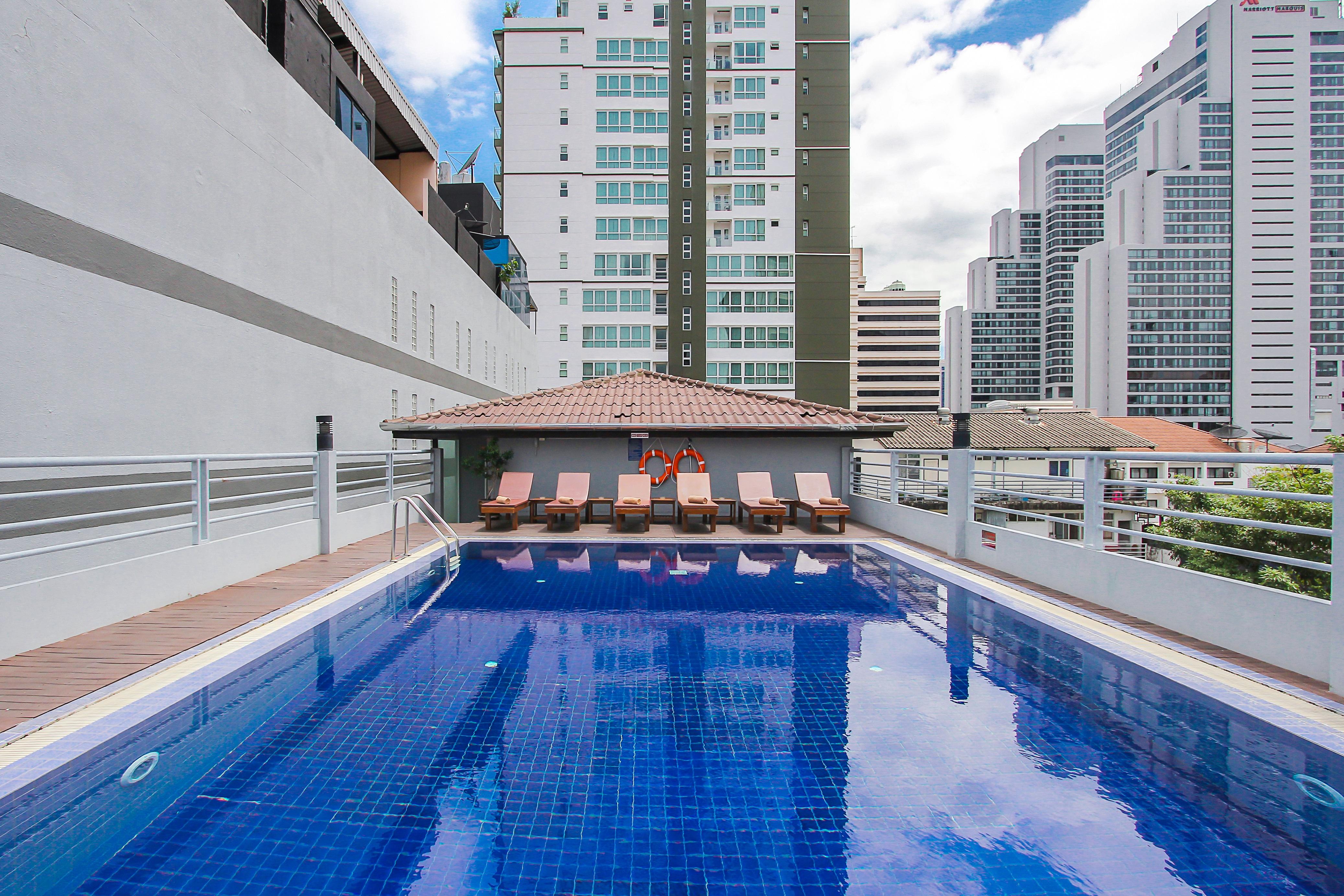 Bally Suite Sukhumvit Bangkok Dış mekan fotoğraf