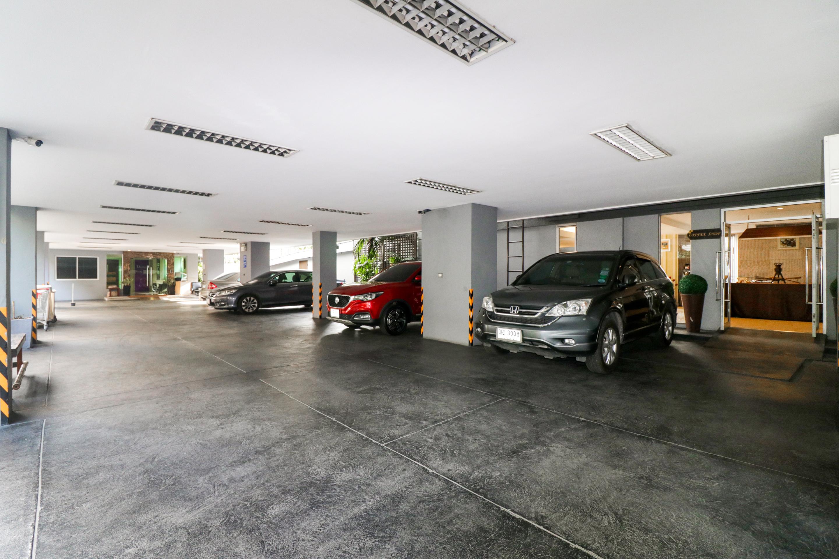 Bally Suite Sukhumvit Bangkok Dış mekan fotoğraf