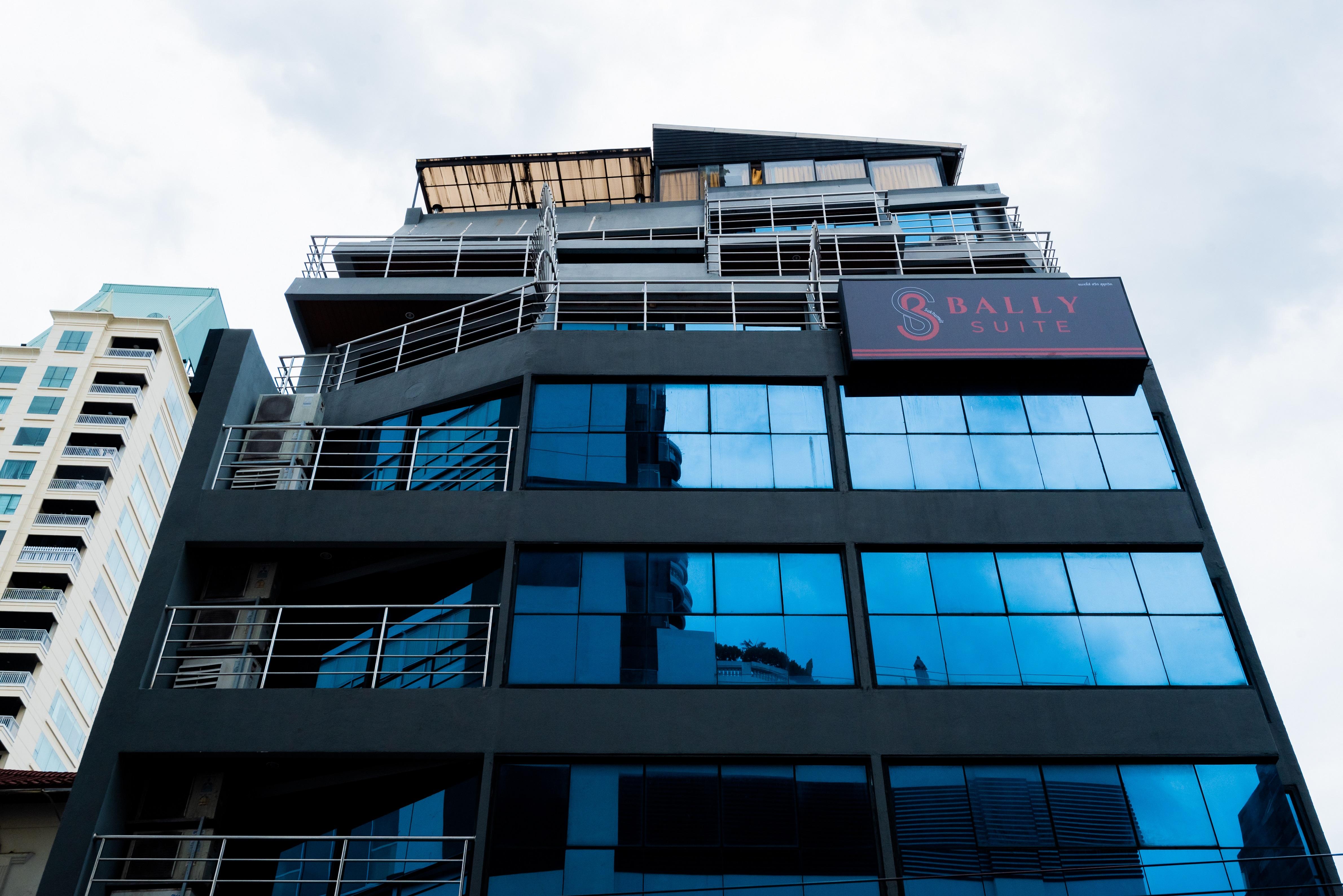 Bally Suite Sukhumvit Bangkok Dış mekan fotoğraf