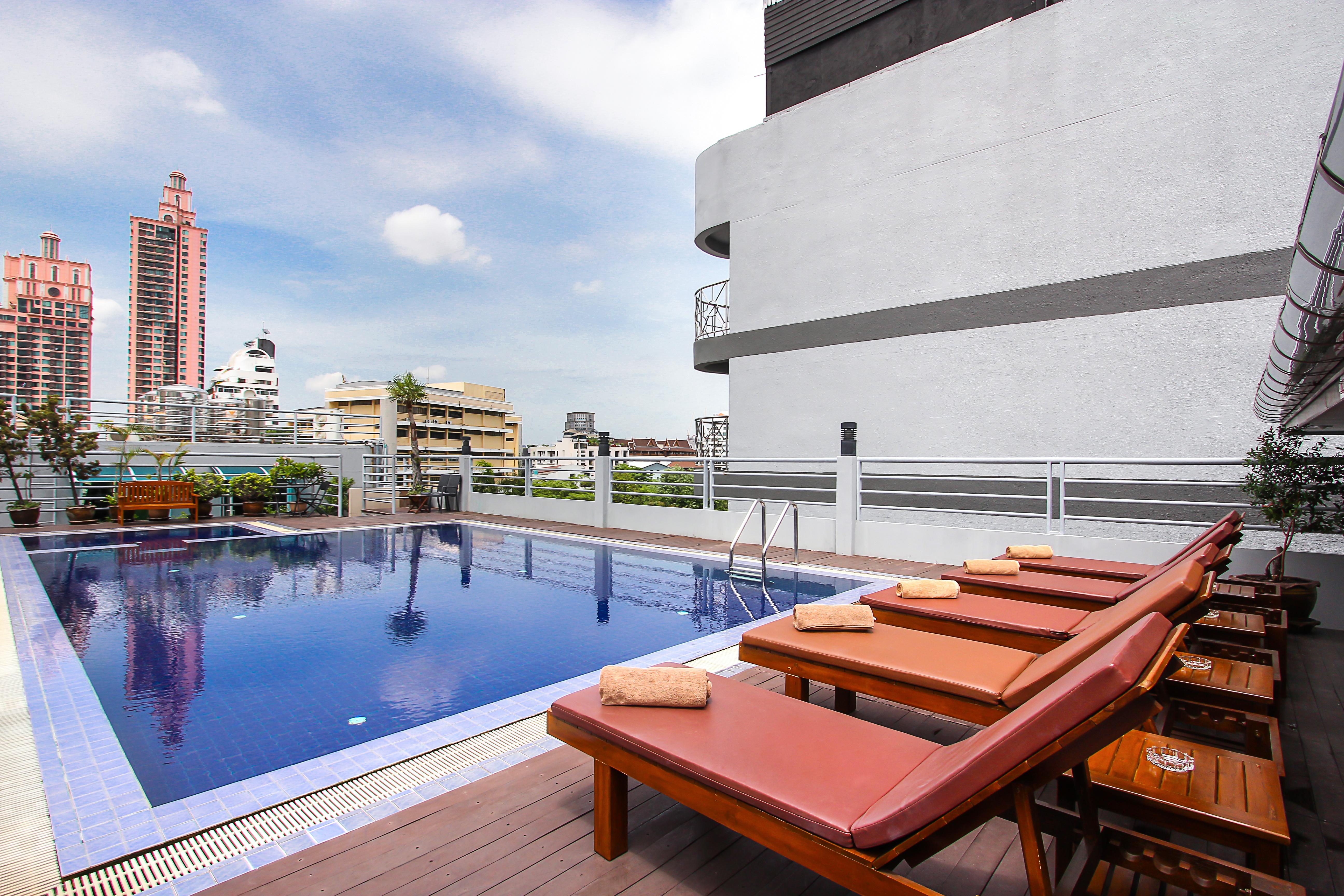Bally Suite Sukhumvit Bangkok Dış mekan fotoğraf