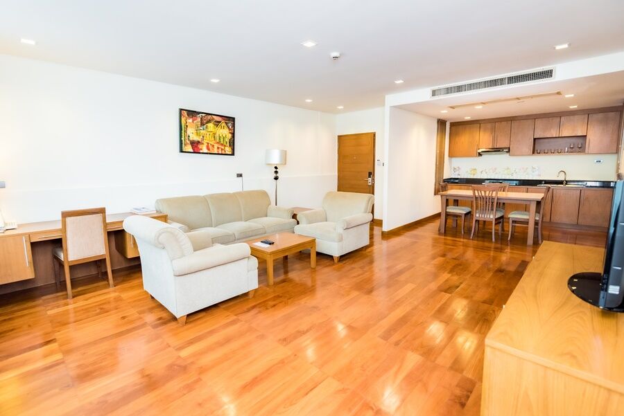 Bally Suite Sukhumvit Bangkok Dış mekan fotoğraf